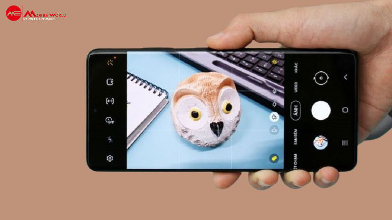 Kiểm tra camera khi mua điện thoại Samsung cũ giá rẻ