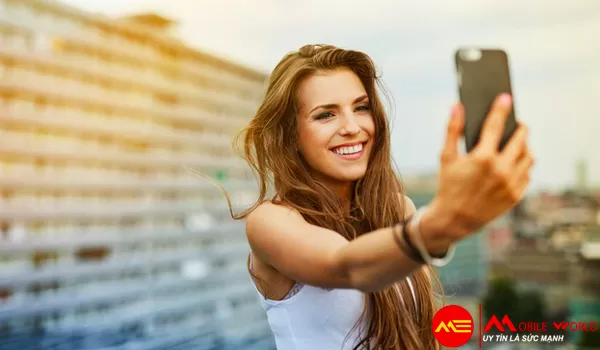 Điểm mặt những dòng điện thoại chụp hình selfie đẹp nhất 2021