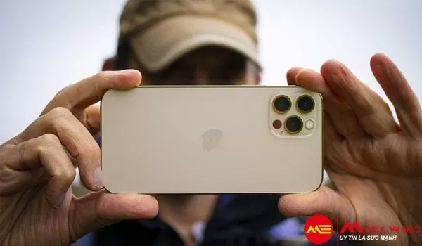 Mẹo hay khắc phục camera mờ, nhoè của iPhone 12 Pro Max