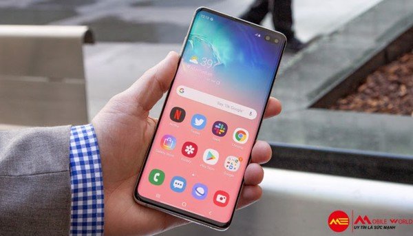 Giải trí mùa Euro với 5 smartphone màn hình to, pin khủng