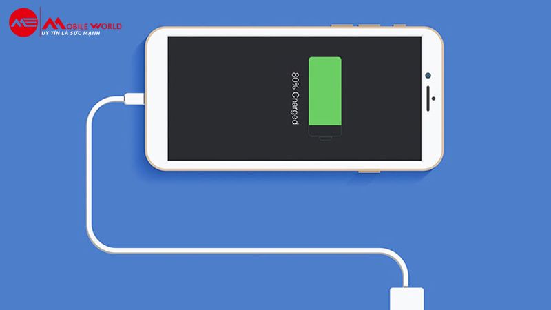 Chế độ tiết kiệm pin là một trong những tính năng hữu ích trên iPhone