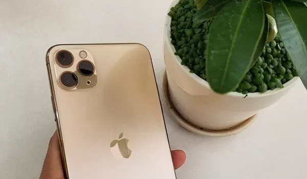 Nơi nào bán điện thoại iPhone 11 Pro Max giá rẻ, uy tín HCM