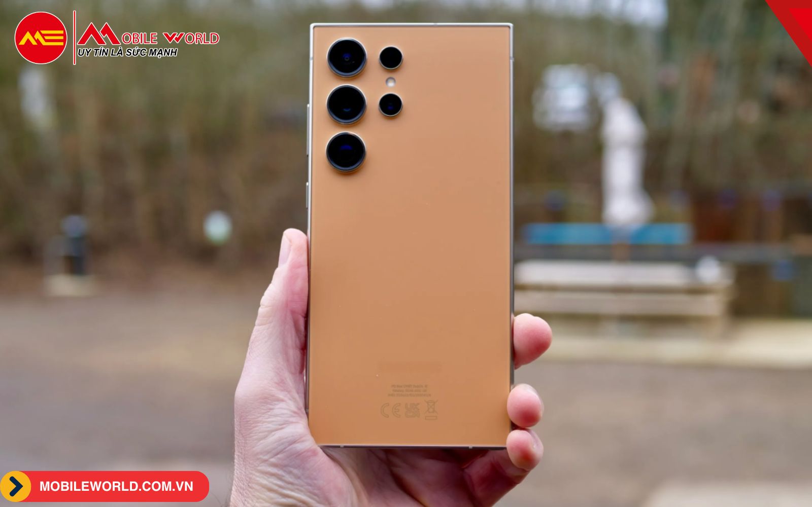 so-sanh-s24-ultra-va-iphone-15-pro-max-nen-mua-dien-thoai-nao-09-mobileworld-com-vn