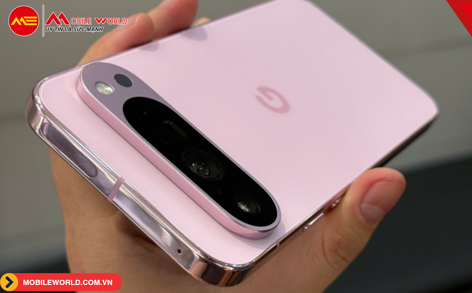 tren-tay-pixel-9-pro-xl-mau-hong-thoi-trang-dep-an-tuong-06-mobileworld-com-vn