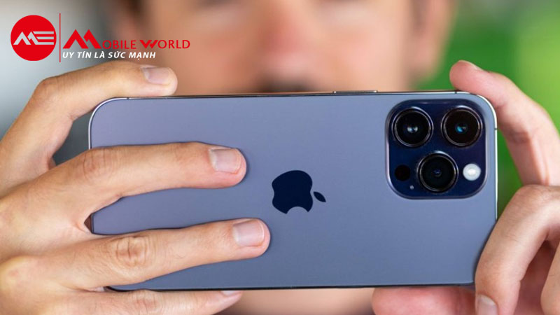 iPhone 14 Pro Max có khả năng zoom quang 2x và zoom quang 3x.