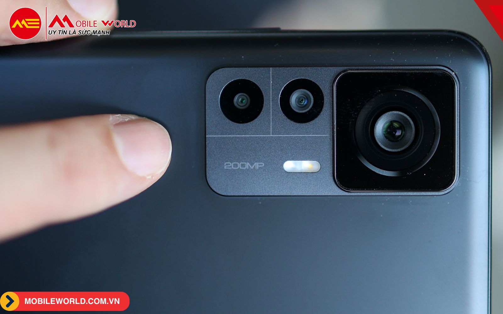 dien-thoai-camera-200mp-chup-dep-xuat-sac-dang-mua-07-mobileworld-com-vn
