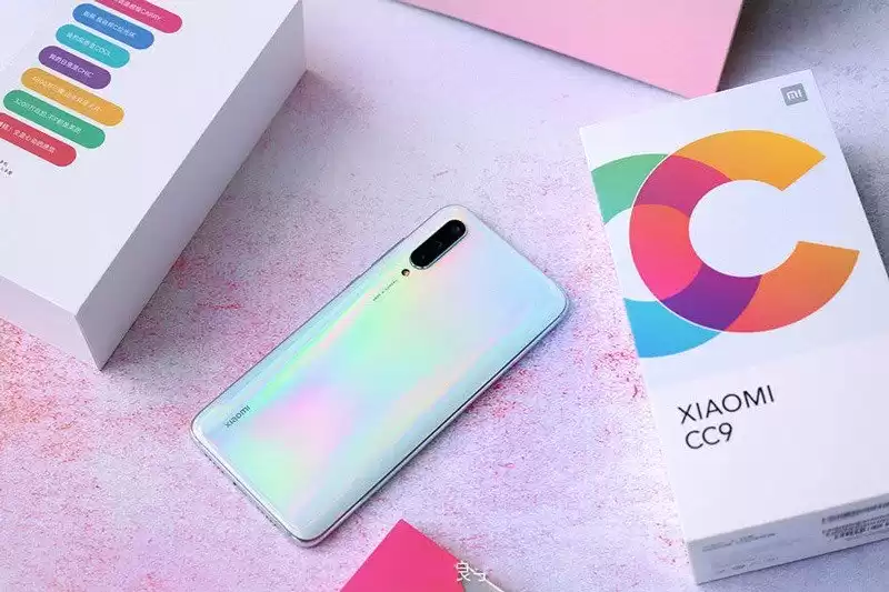 Xiaomi ra mắt Xiaomi Mi CC9 và Mi CC9e