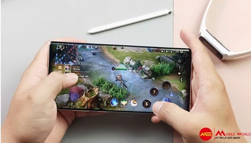 Gợi ý những mẫu điện thoại chơi game tốt từ Samsung