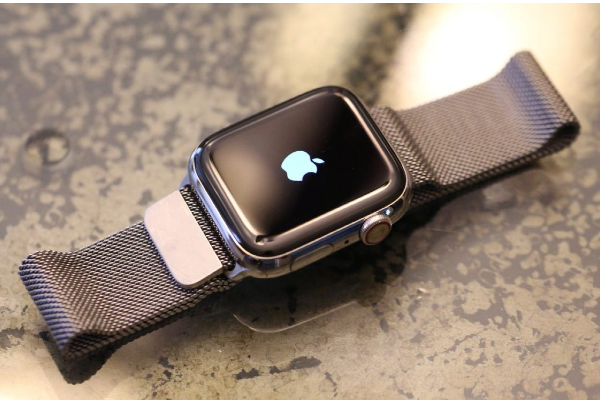 Apple-watch-series-4-lte-40mm-khung-nhom-moi-100-fullbox-3