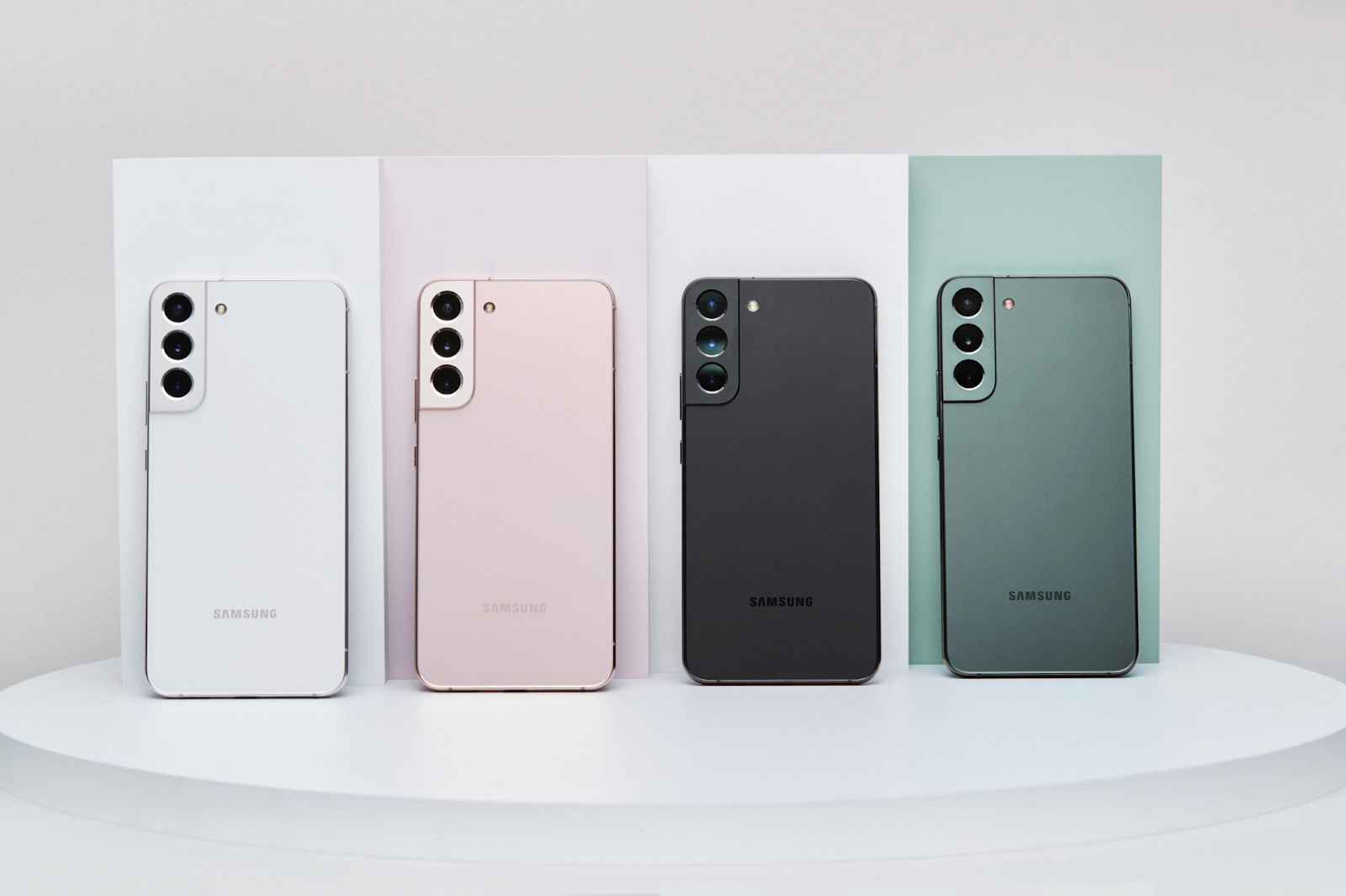 Samsung Galaxy S22 sở hữu 4 màu sắc cuốn hút